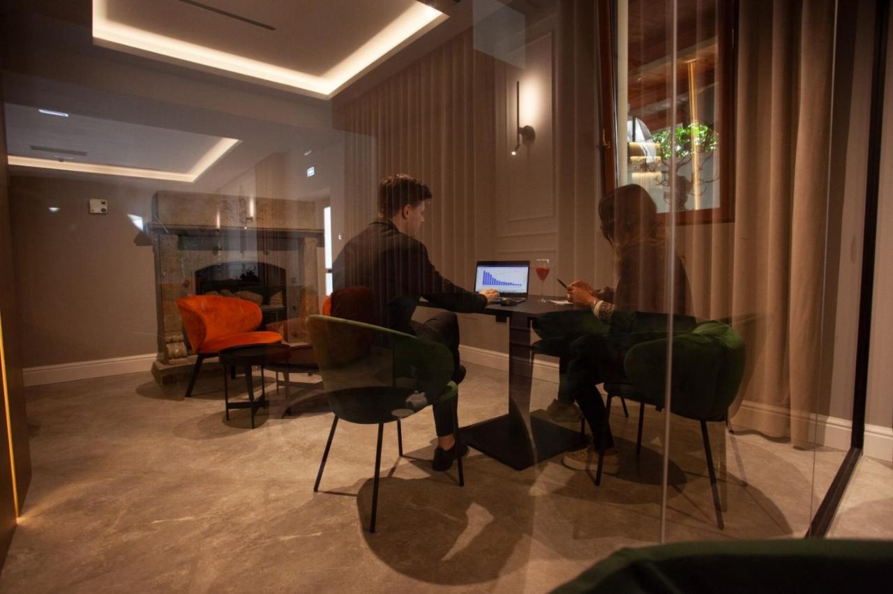 Bel Sito Hotel Due Torri Manocalzati Eksteriør bilde